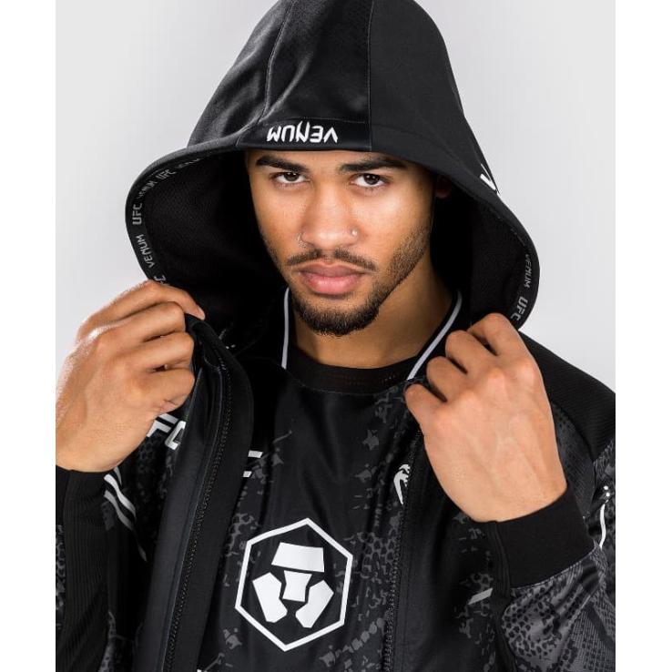 Venum X UFC Adrenaline Authentic Fight Nacht-Walkout-Sweatshirt – Schwarz